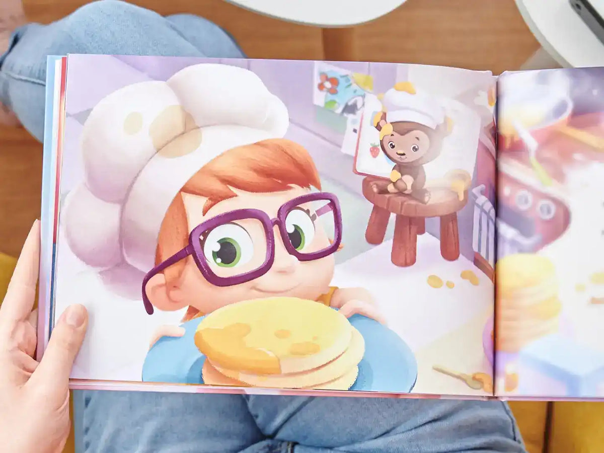 Un'illustrazione tratta da una storia sulla didattica al tuo bambino di cucinare e poi vivere insieme molti momenti divertenti. Una pagina dal libro personalizzato più venduto di Urrà Eroi per le mamme.
