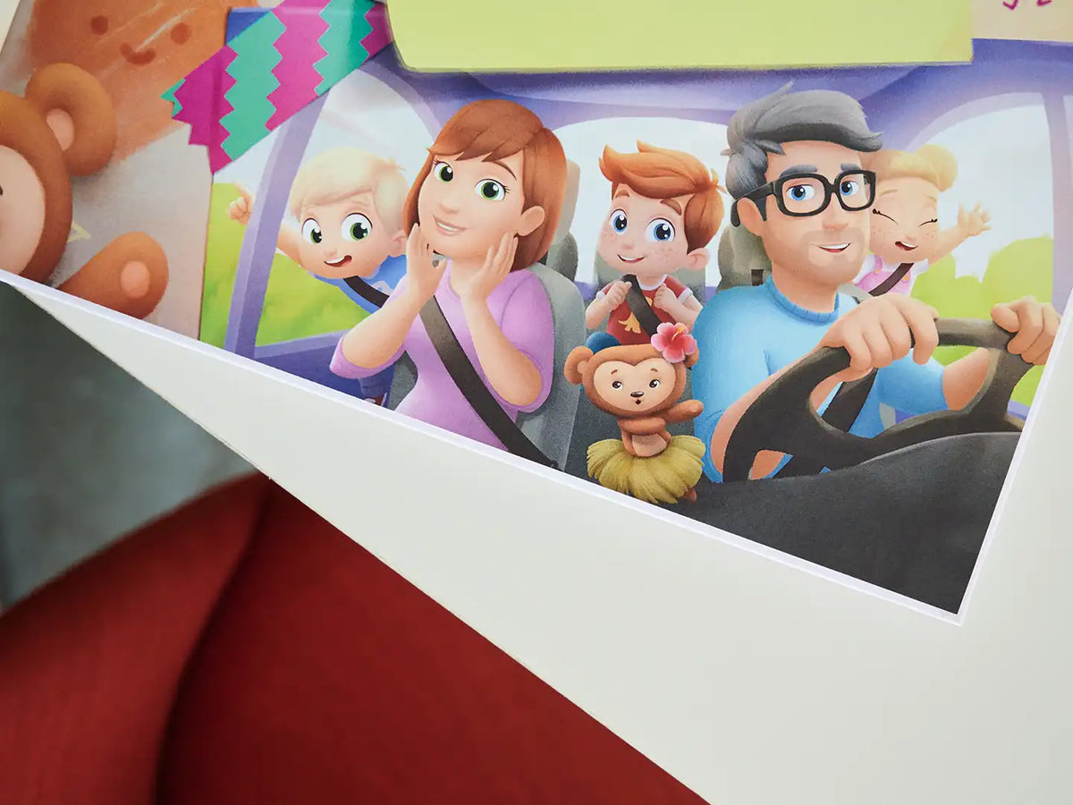 Simpatica illustrazione di ogni membro della famiglia in questo fantastico libro di fiabe personalizzato che è un fantastico regalo per la festa della mamma.